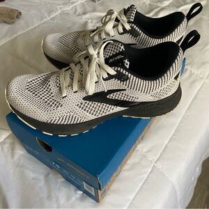 Brooks Revel 5 Women's Running Shoes
